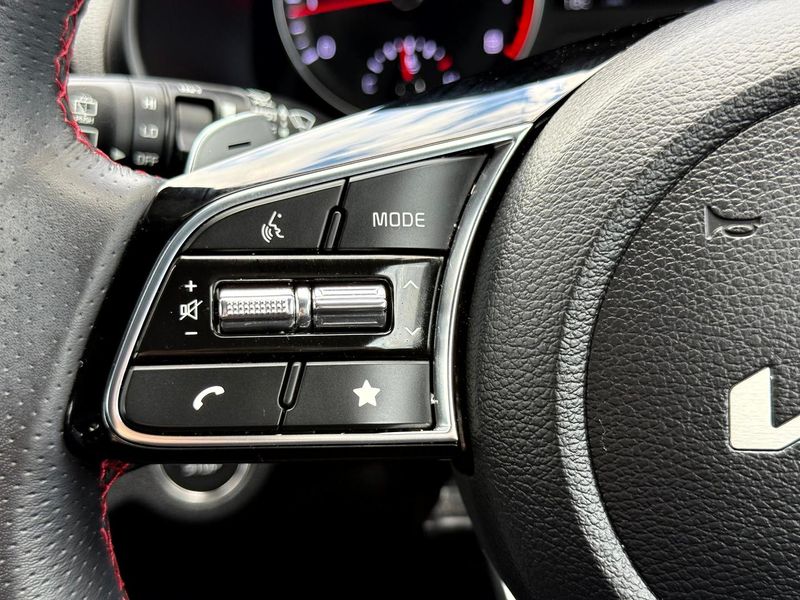 2022 Kia Cerato GT Auto MY22 Photo 19