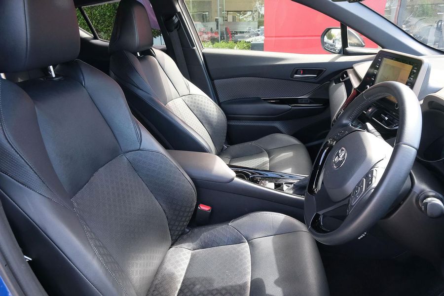 2020 Toyota C-HR Koba Auto 2WD Photo 13