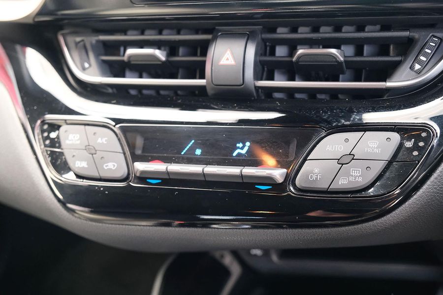 2020 Toyota C-HR Koba Auto 2WD Photo 19