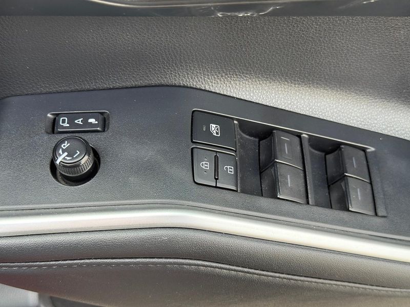 2022 Toyota Kluger GX Auto 2WD Photo 20