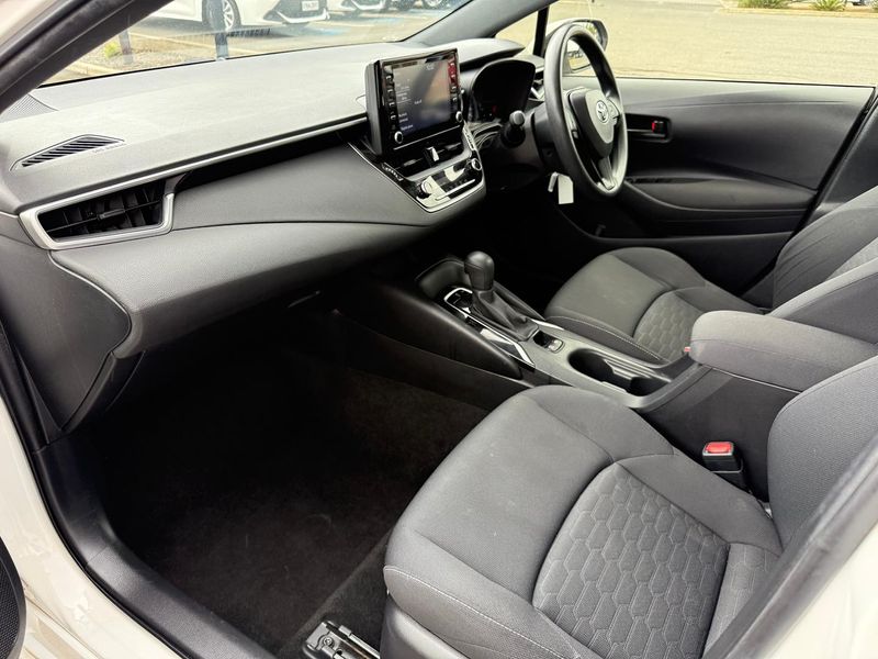 2018 Toyota Corolla Ascent Sport Auto Photo 11