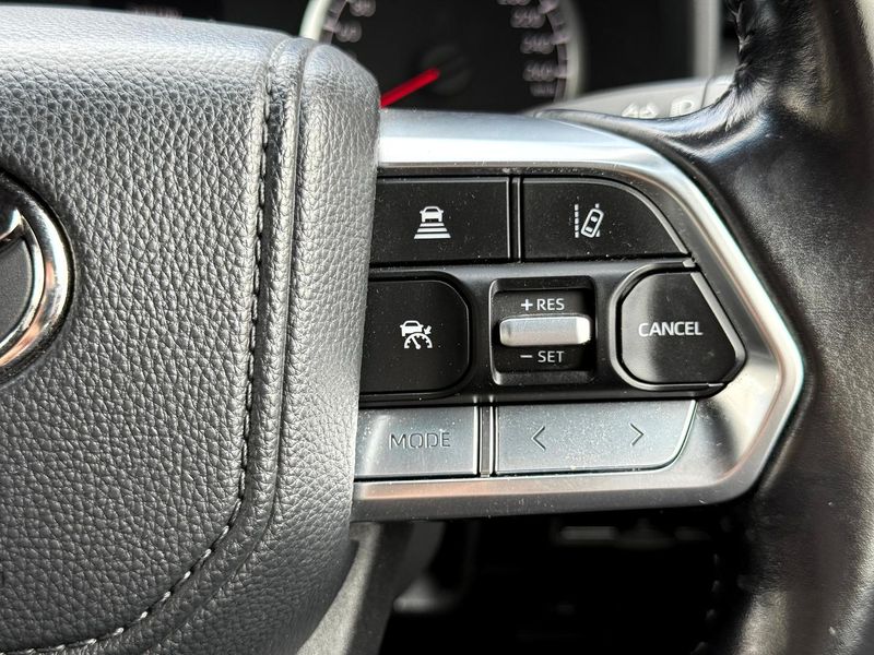 2023 Toyota Landcruiser GX Auto 4x4 Photo 18