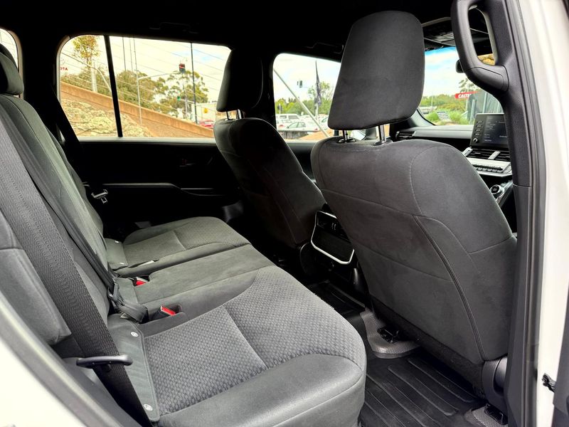 2023 Toyota Landcruiser GX Auto 4x4 Photo 13